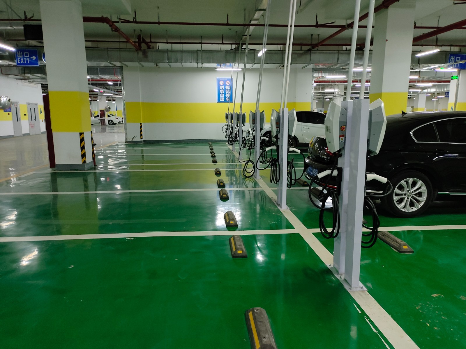 企业或个人购桩建站